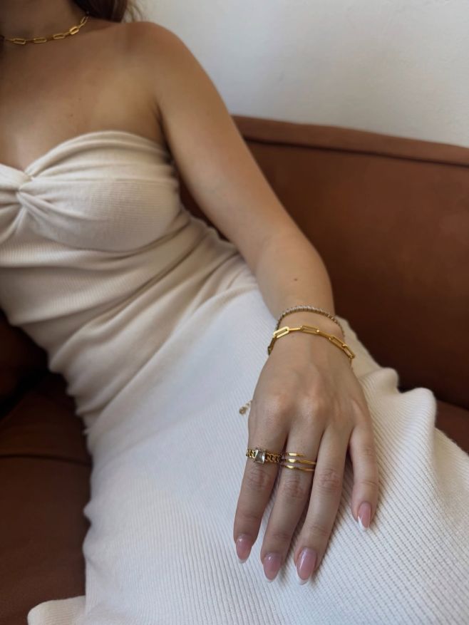 Beige & gold ~ trusty kombo. ✨